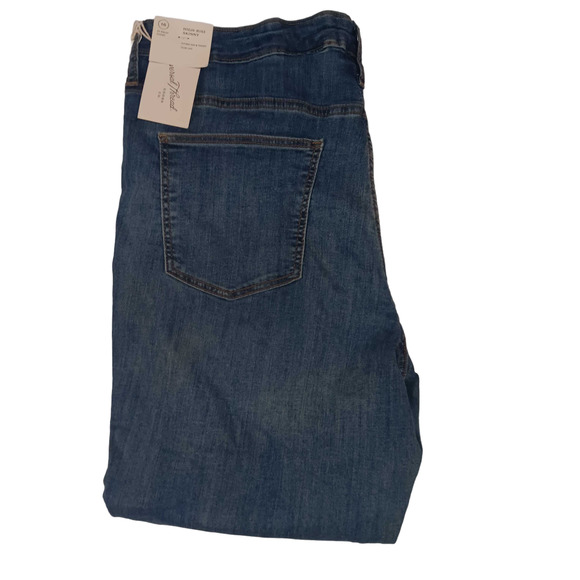 Women's High-Rise Skinny Jeans - Universal Thread Medium Wash 16 Short, Medium - Picture 6 of 8